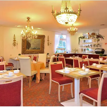 Hotel Blankenese-3